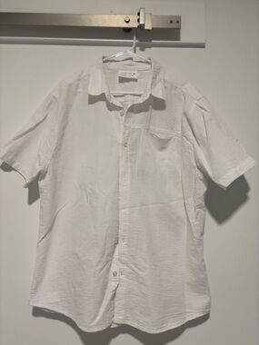 Men's White Short-Sleeve Button-Down Casual Shirt